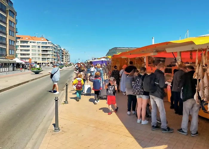 Apartment 1 Bedroom Lovely In *