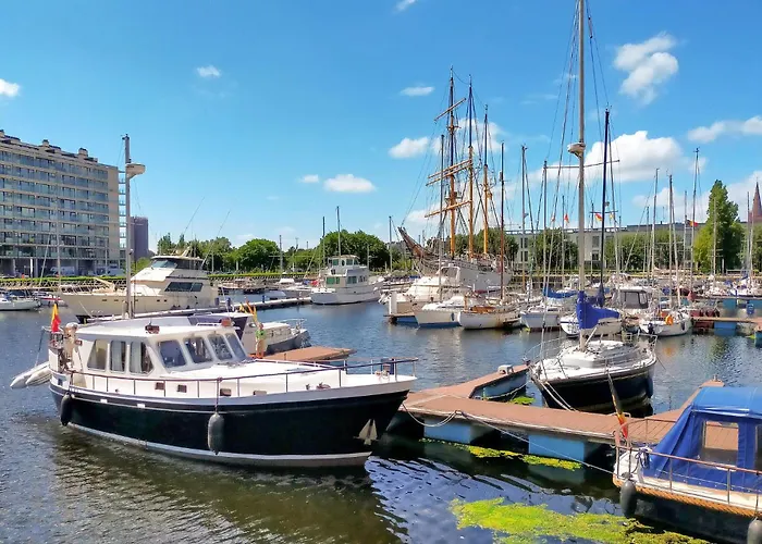 Apartment 1 Bedroom Lovely In Ostende